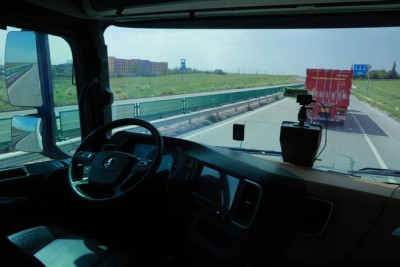 Phát hiện “thành phố ma” ở Trung Quốc: Hiện đại, bề thế mà không bóng người, chỉ có xe tự chạy trên đường