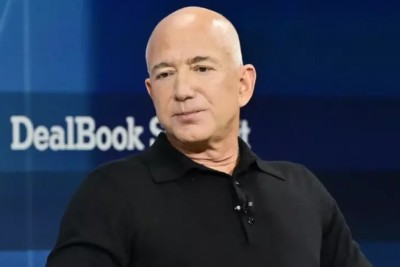 Tỷ phú Jeff Bezos gây kinh ngạc với ý tưởng lớn trong không gian